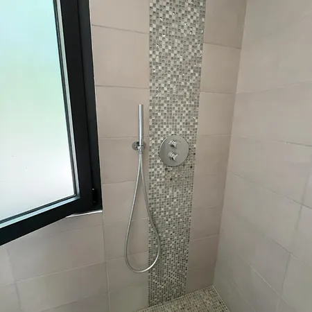 La Petite Provence Maison Climatisee Independante Avignon Pour 2 A 4 Personnes 펜션 Villeneuve-lès-Avignon
